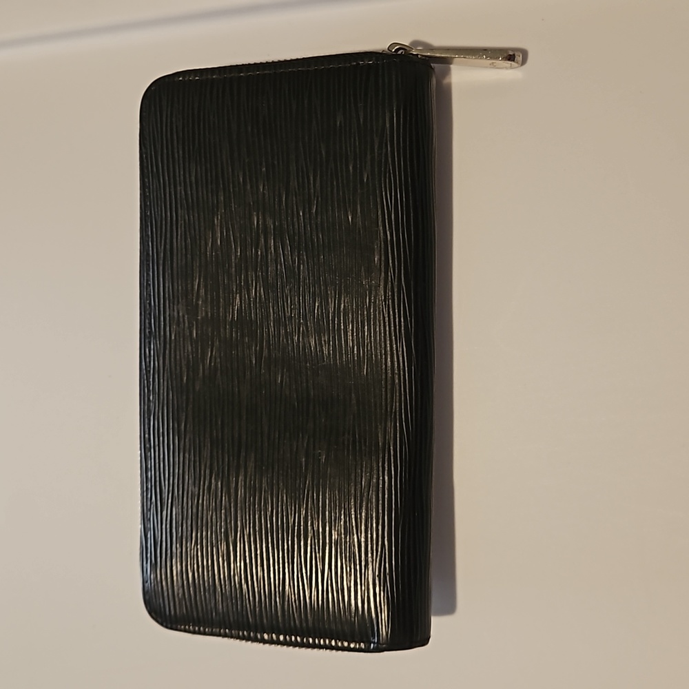 Louis Vuitton black epi zippy organizer wallet - Picture 5 of 12